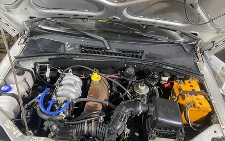 Chevrolet Niva I рестайлинг, 2004 год, 267 000 рублей, 14 фотография