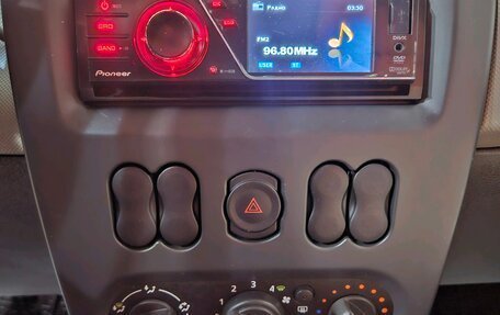 Renault Sandero I, 2012 год, 485 000 рублей, 11 фотография