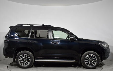 Toyota Land Cruiser Prado 150 рестайлинг 2, 2022 год, 7 150 000 рублей, 4 фотография