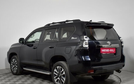 Toyota Land Cruiser Prado 150 рестайлинг 2, 2022 год, 7 150 000 рублей, 7 фотография