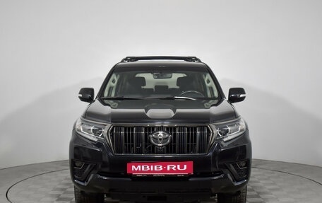 Toyota Land Cruiser Prado 150 рестайлинг 2, 2022 год, 7 150 000 рублей, 2 фотография