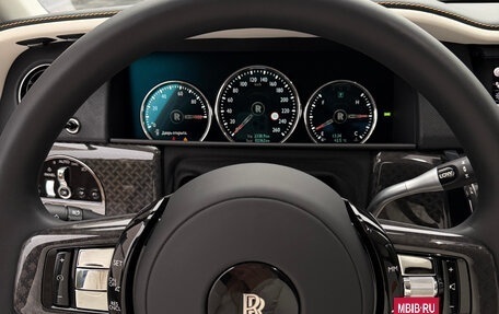 Rolls-Royce Cullinan, 2024 год, 49 800 000 рублей, 9 фотография