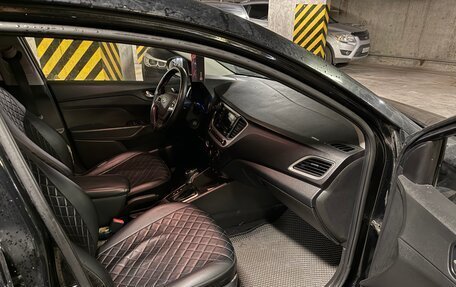 Hyundai Solaris II рестайлинг, 2017 год, 777 000 рублей, 5 фотография