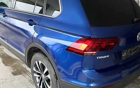 Volkswagen Tiguan II, 2019 год, 2 900 000 рублей, 2 фотография