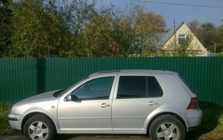 Volkswagen Golf IV, 1999 год, 450 000 рублей, 2 фотография