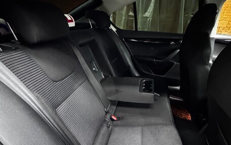 Skoda Octavia, 2015 год, 994 000 рублей, 13 фотография