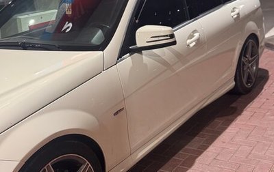 Mercedes-Benz C-Класс, 2011 год, 1 400 000 рублей, 1 фотография