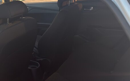 Hyundai Solaris II рестайлинг, 2020 год, 1 225 000 рублей, 10 фотография