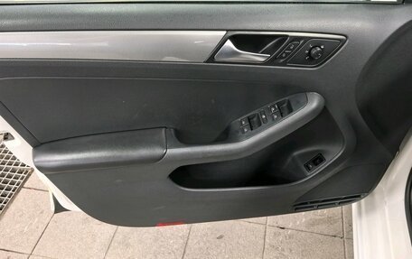 Volkswagen Jetta VI, 2015 год, 910 000 рублей, 7 фотография