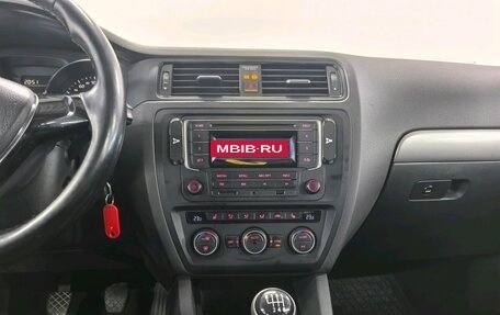 Volkswagen Jetta VI, 2015 год, 910 000 рублей, 12 фотография