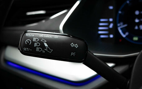 Skoda Octavia IV, 2021 год, 2 450 000 рублей, 12 фотография