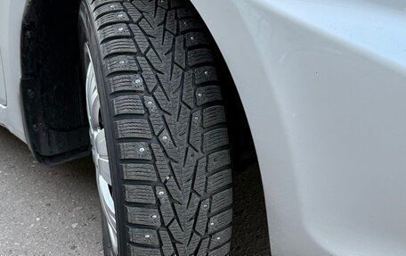 Hyundai Solaris II рестайлинг, 2011 год, 5 фотография