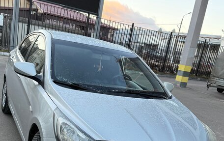 Hyundai Solaris II рестайлинг, 2011 год, 7 фотография