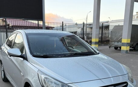 Hyundai Solaris II рестайлинг, 2011 год, 8 фотография