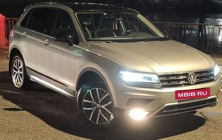 Volkswagen Tiguan II, 2019 год, 3 250 000 рублей, 6 фотография