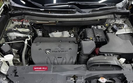 Mitsubishi Outlander III рестайлинг 3, 2021 год, 3 000 000 рублей, 4 фотография