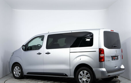 Peugeot Traveller I, 2018 год, 2 597 000 рублей, 6 фотография