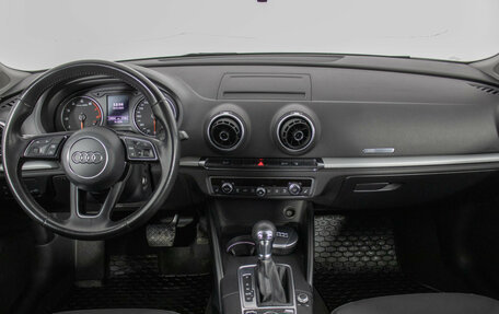 Audi A3, 2016 год, 1 780 000 рублей, 13 фотография