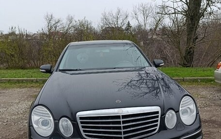 Mercedes-Benz E-Класс, 2005 год, 1 050 000 рублей, 1 фотография