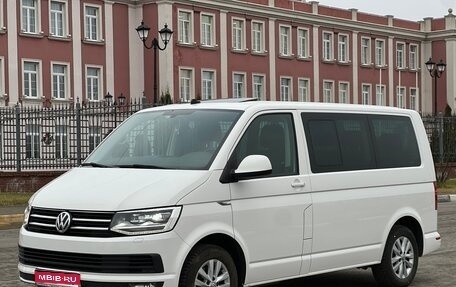 Volkswagen Multivan T6 рестайлинг, 2018 год, 3 999 000 рублей, 1 фотография