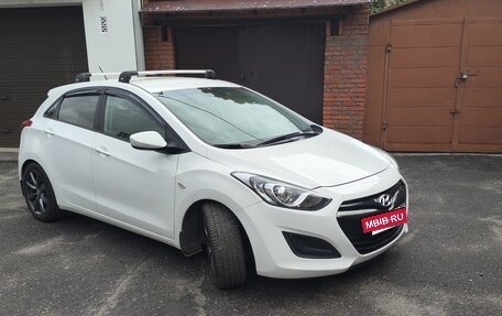 Hyundai i30 II рестайлинг, 2013 год, 1 000 000 рублей, 5 фотография