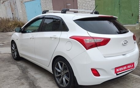 Hyundai i30 II рестайлинг, 2013 год, 1 000 000 рублей, 8 фотография