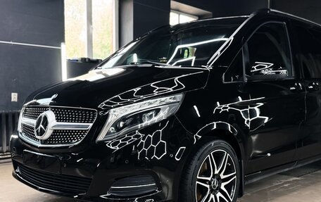 Mercedes-Benz V-Класс, 2017 год, 5 500 000 рублей, 6 фотография