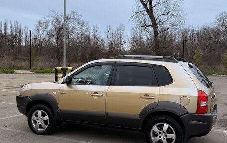 Hyundai Tucson III, 2005 год, 700 000 рублей, 10 фотография