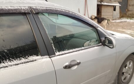 Ford Focus IV, 2001 год, 175 000 рублей, 3 фотография