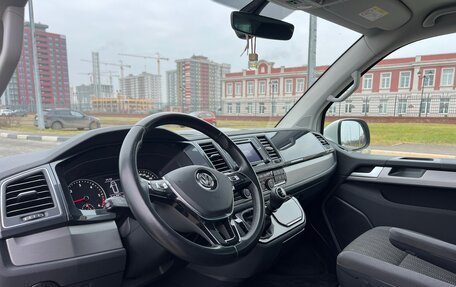 Volkswagen Multivan T6 рестайлинг, 2018 год, 3 999 000 рублей, 5 фотография