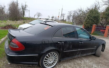 Mercedes-Benz E-Класс, 2005 год, 1 050 000 рублей, 3 фотография