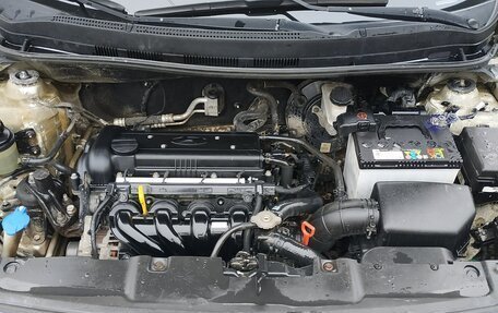 Hyundai Solaris II рестайлинг, 2013 год, 950 000 рублей, 13 фотография