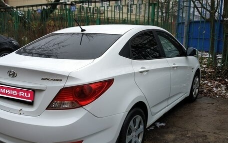 Hyundai Solaris II рестайлинг, 2013 год, 950 000 рублей, 8 фотография