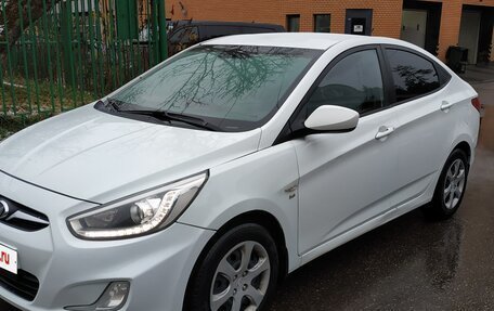 Hyundai Solaris II рестайлинг, 2013 год, 950 000 рублей, 19 фотография
