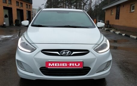 Hyundai Solaris II рестайлинг, 2013 год, 950 000 рублей, 25 фотография