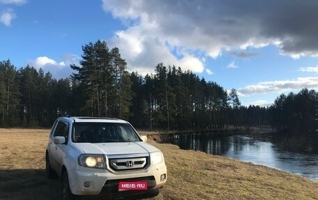 Honda Pilot III рестайлинг, 2011 год, 900 000 рублей, 1 фотография