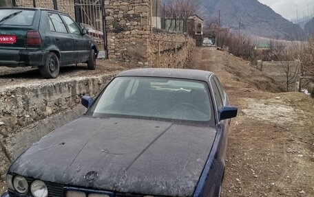 BMW 5 серия, 1989 год, 150 000 рублей, 1 фотография