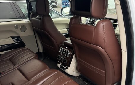 Land Rover Range Rover IV рестайлинг, 2017 год, 5 500 000 рублей, 3 фотография