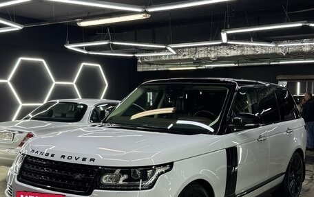Land Rover Range Rover IV рестайлинг, 2017 год, 5 500 000 рублей, 4 фотография