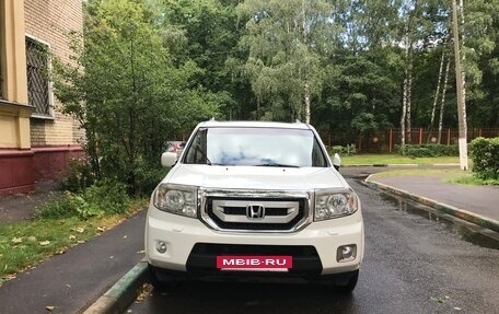 Honda Pilot III рестайлинг, 2011 год, 900 000 рублей, 2 фотография