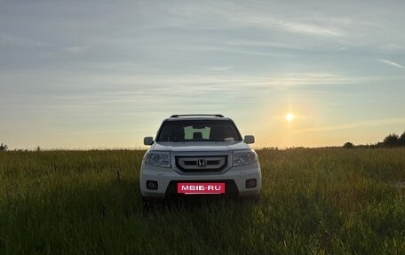 Honda Pilot III рестайлинг, 2011 год, 900 000 рублей, 6 фотография