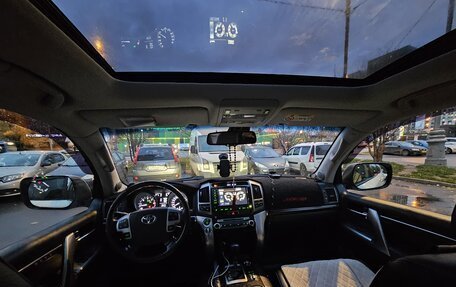 Toyota Land Cruiser 200, 2015 год, 5 149 999 рублей, 11 фотография