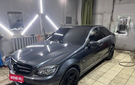 Mercedes-Benz C-Класс, 2009 год, 1 200 000 рублей, 20 фотография