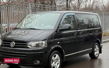 Volkswagen Multivan T5, 2010 год, 2 600 000 рублей, 3 фотография