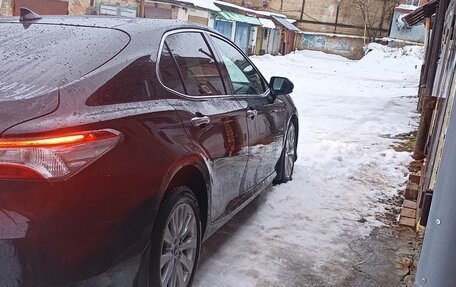 Toyota Camry, 2019 год, 2 650 000 рублей, 7 фотография