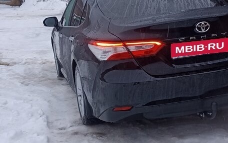 Toyota Camry, 2019 год, 2 650 000 рублей, 21 фотография