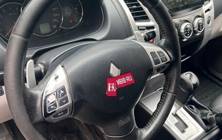 Mitsubishi Pajero Sport II рестайлинг, 2012 год, 1 350 000 рублей, 10 фотография