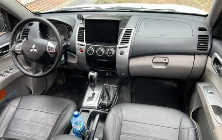 Mitsubishi Pajero Sport II рестайлинг, 2012 год, 1 350 000 рублей, 14 фотография