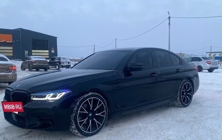 BMW 5 серия, 2019 год, 2 650 000 рублей, 12 фотография