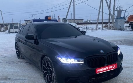 BMW 5 серия, 2019 год, 2 650 000 рублей, 17 фотография